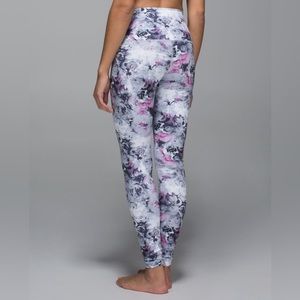 Lululemon Wunder Under Pant Full-On Luon (RollDown) Moody Mirage White Deep Navy